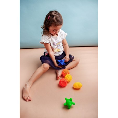 Mom's Care Miękkie piłki sensoryczne Sensorky Hencz Toys piłeczki 6szt - 3